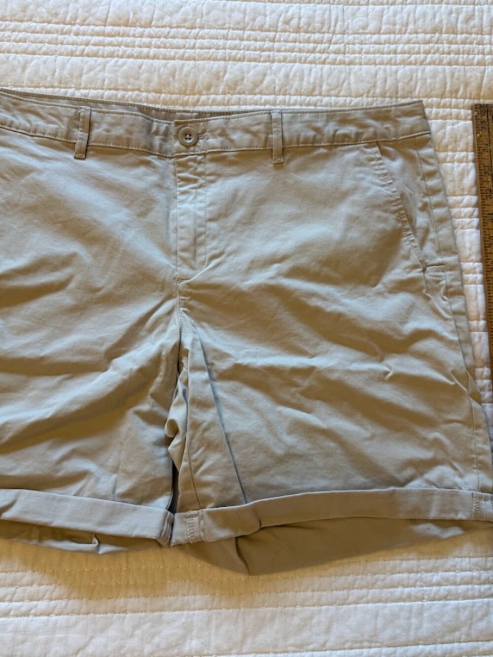Eddie Bauer Womens Legendwash Stretch Curvy Classic 5 Pocket Khaki Shorts Sz 16